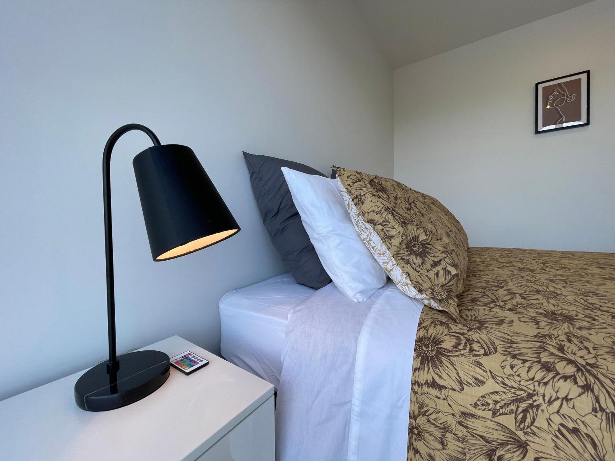 Luxury 2 Bedroom Townhouse Opposite Merivale Mall Christchurch Dış mekan fotoğraf