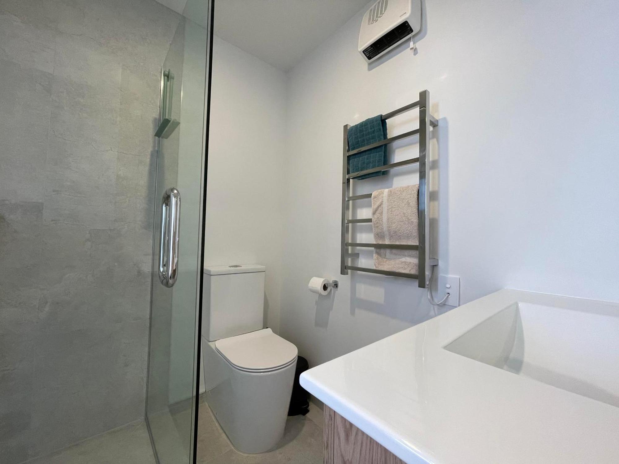 Luxury 2 Bedroom Townhouse Opposite Merivale Mall Christchurch Dış mekan fotoğraf