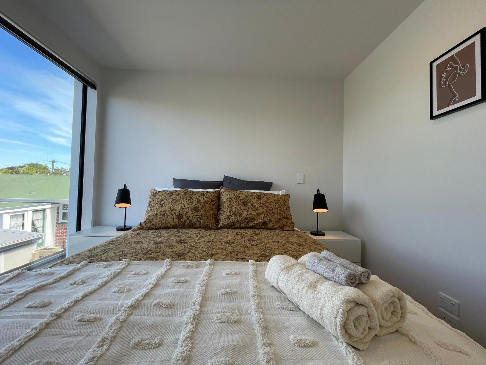 Luxury 2 Bedroom Townhouse Opposite Merivale Mall Christchurch Dış mekan fotoğraf