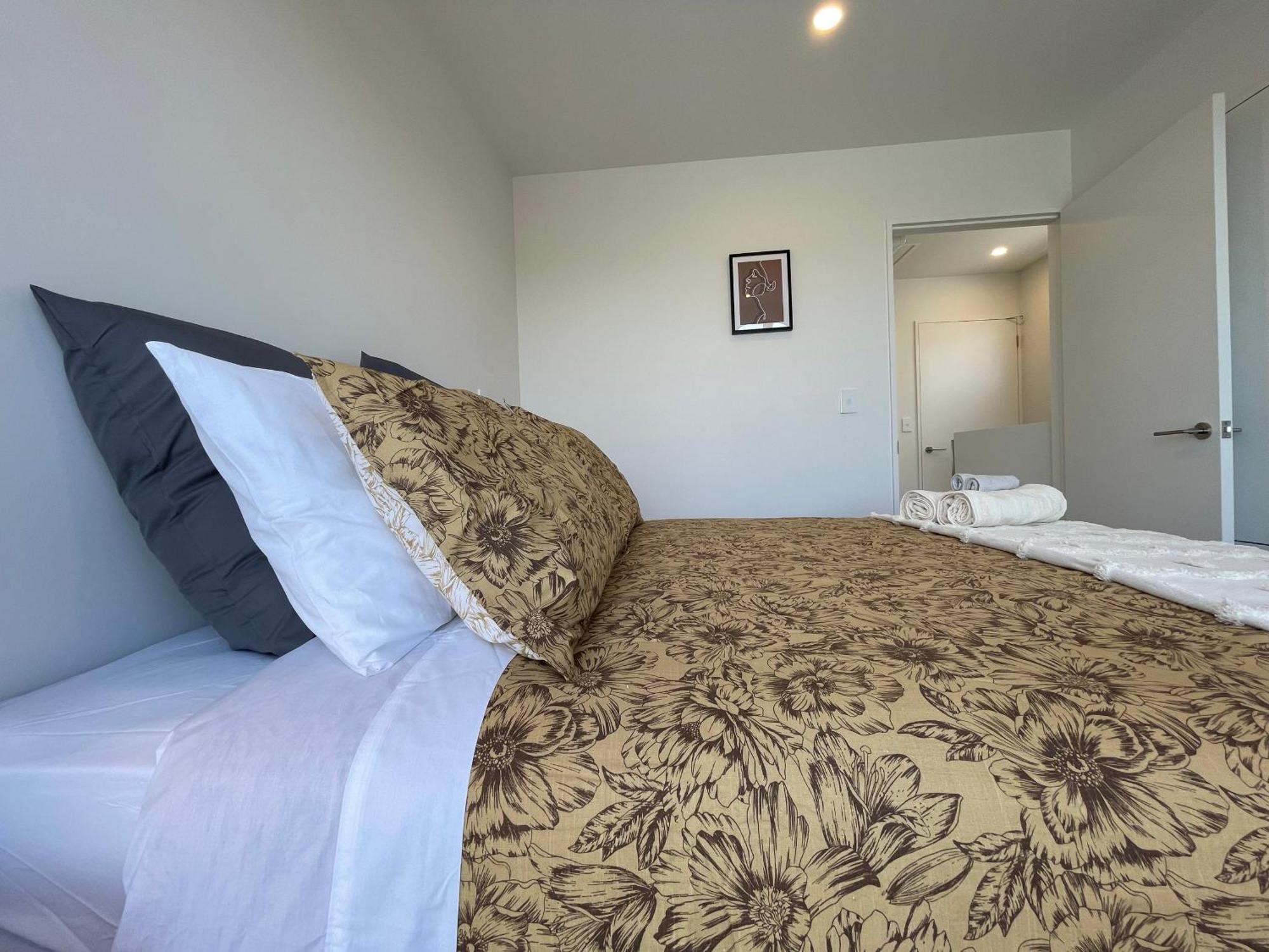 Luxury 2 Bedroom Townhouse Opposite Merivale Mall Christchurch Dış mekan fotoğraf