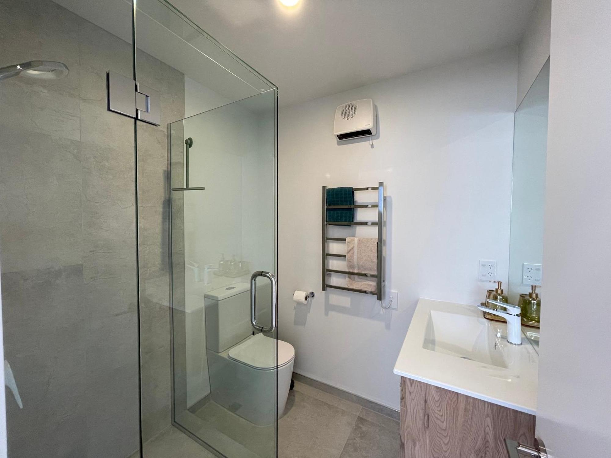 Luxury 2 Bedroom Townhouse Opposite Merivale Mall Christchurch Dış mekan fotoğraf